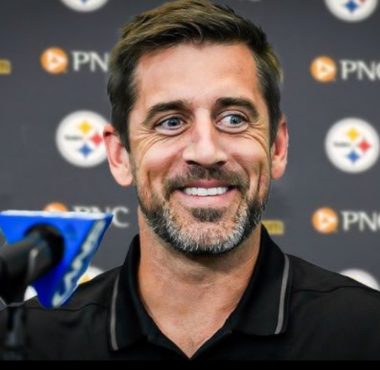 QB Aaron Rodgers, Pittsburgh Steelers